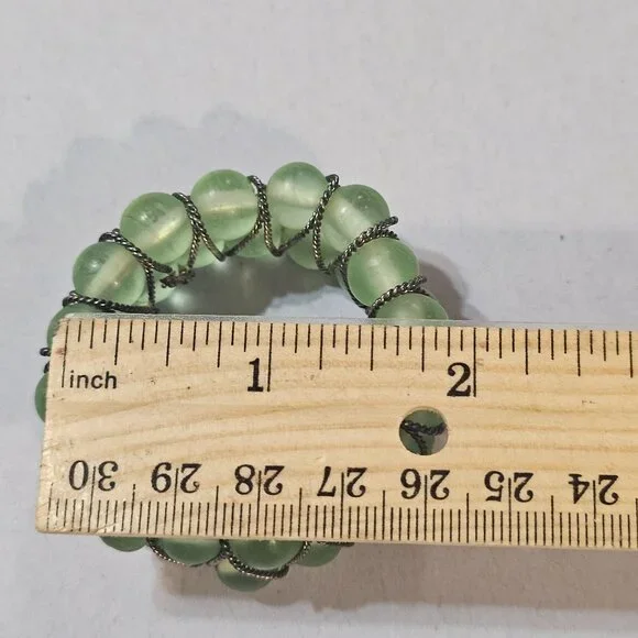 Vintage Green Glass Beads and Wire 2 Inch Napkin Rings Set of 10 - Picture 10 of 11